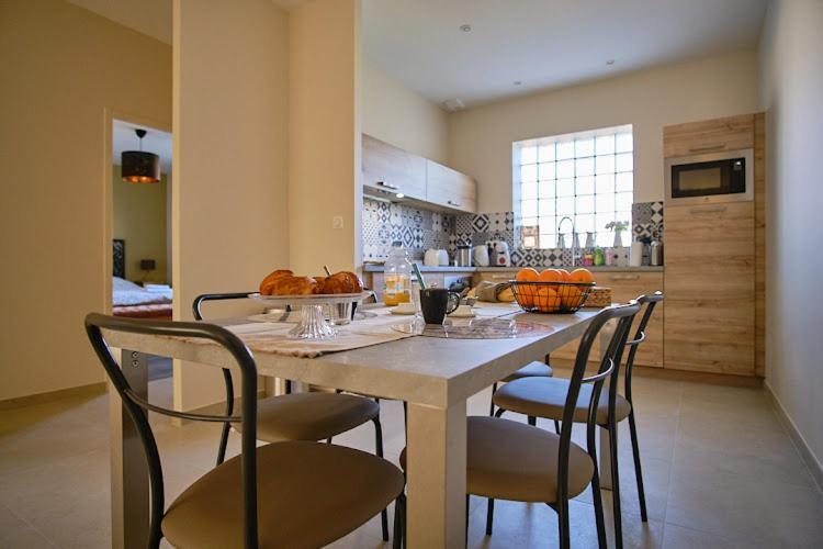 Bed and Breakfast Les Doyennes Brugny-Vaudancourt Экстерьер фото